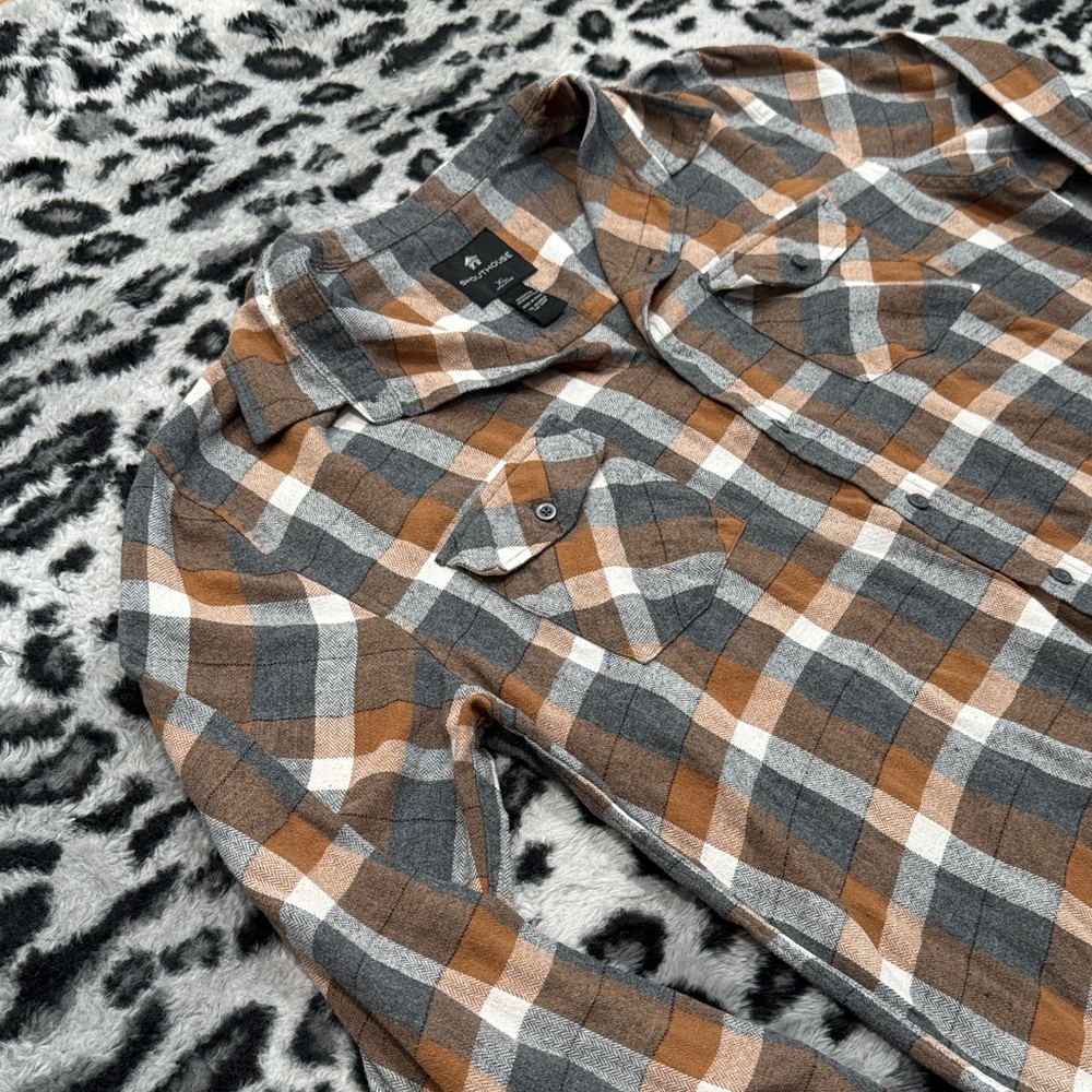 Shouthouse Plaid Long Sleeve Shirt - Picture 3 of 7